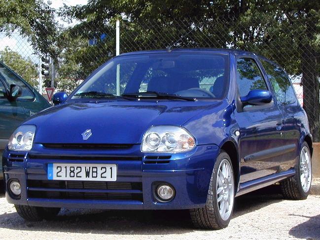 clio RS.JPG