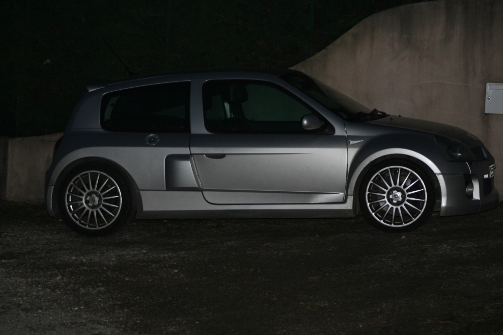 clio8.jpg