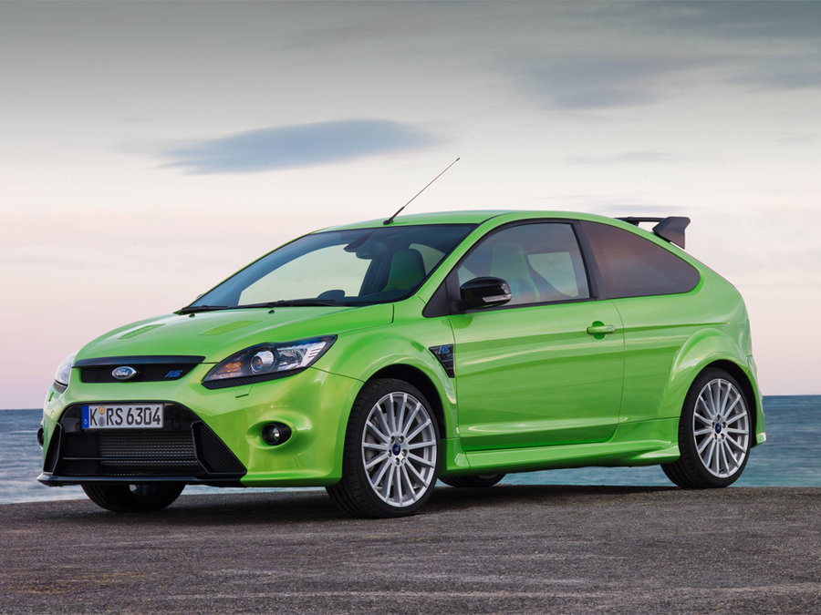 ford-focus-rs-2009-01.jpg