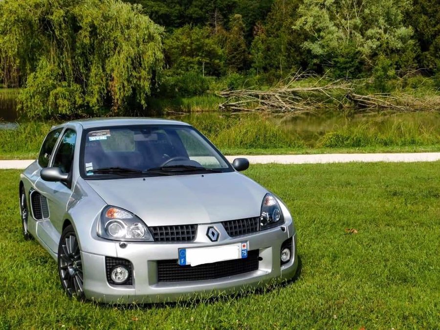 Clio V6