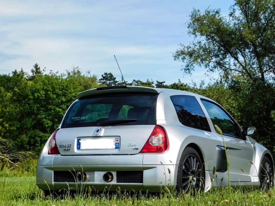 Clio V6