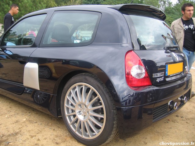 cliov6passionlemans019.jpg