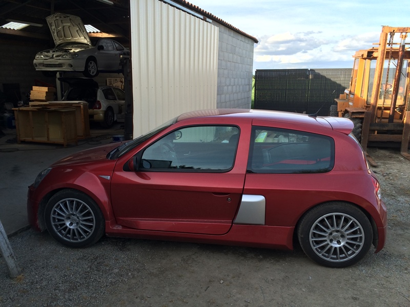 clio v6 suisse 2.JPG