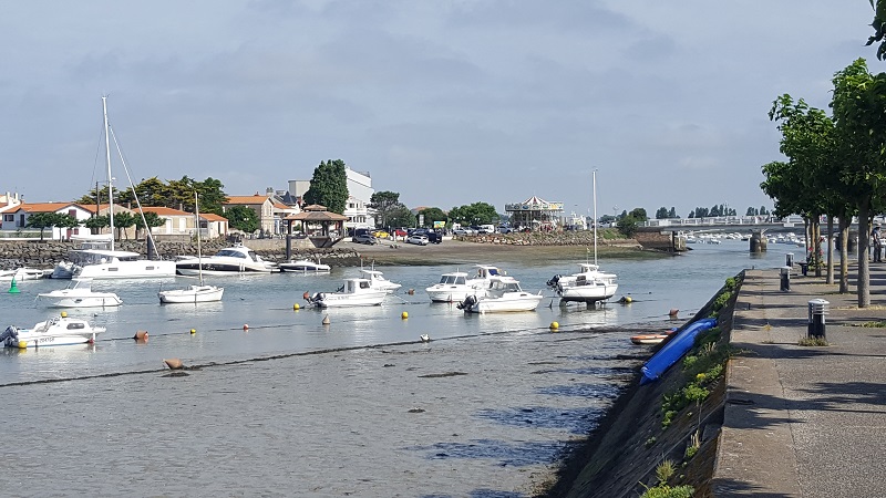 direction le port de St Gilles croix de vie pour le rassemblement