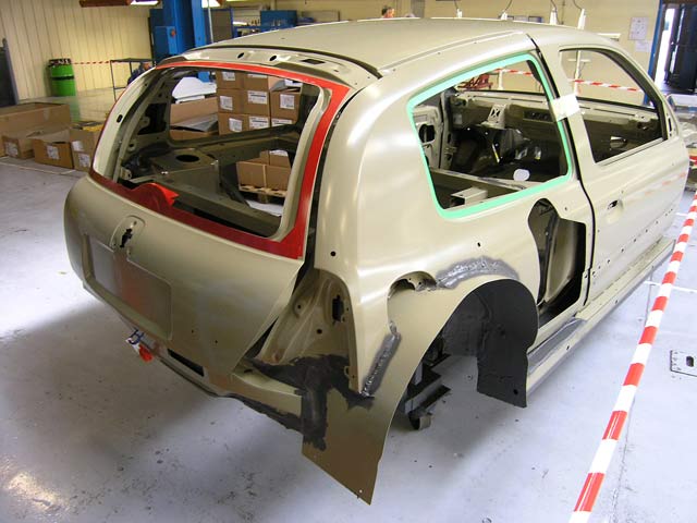 pataratapat_1121609232_clio_v6___08.jpg