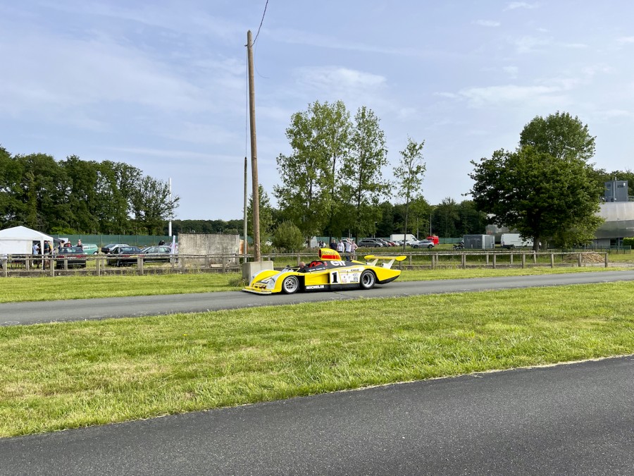 Alpine A442b