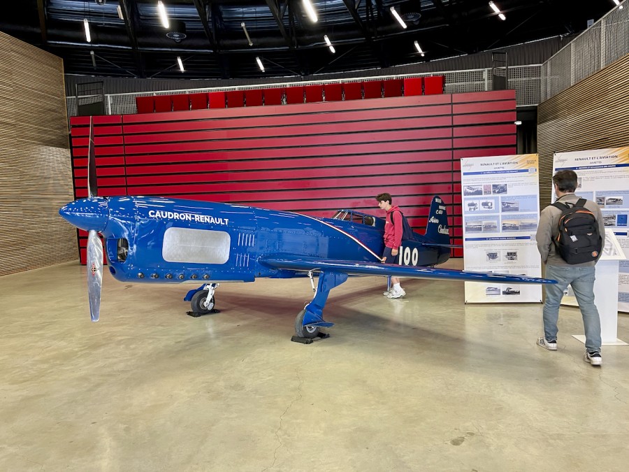 IMG_4844.jpeg (1.88 Mio) Vu 6754 fois Pas 100% Renault mais la motorisation, oui !