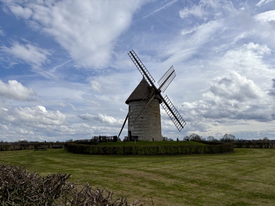 Le moulin de pierre