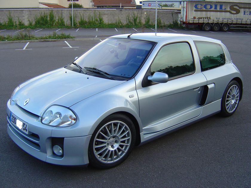 clio V6 14.jpg