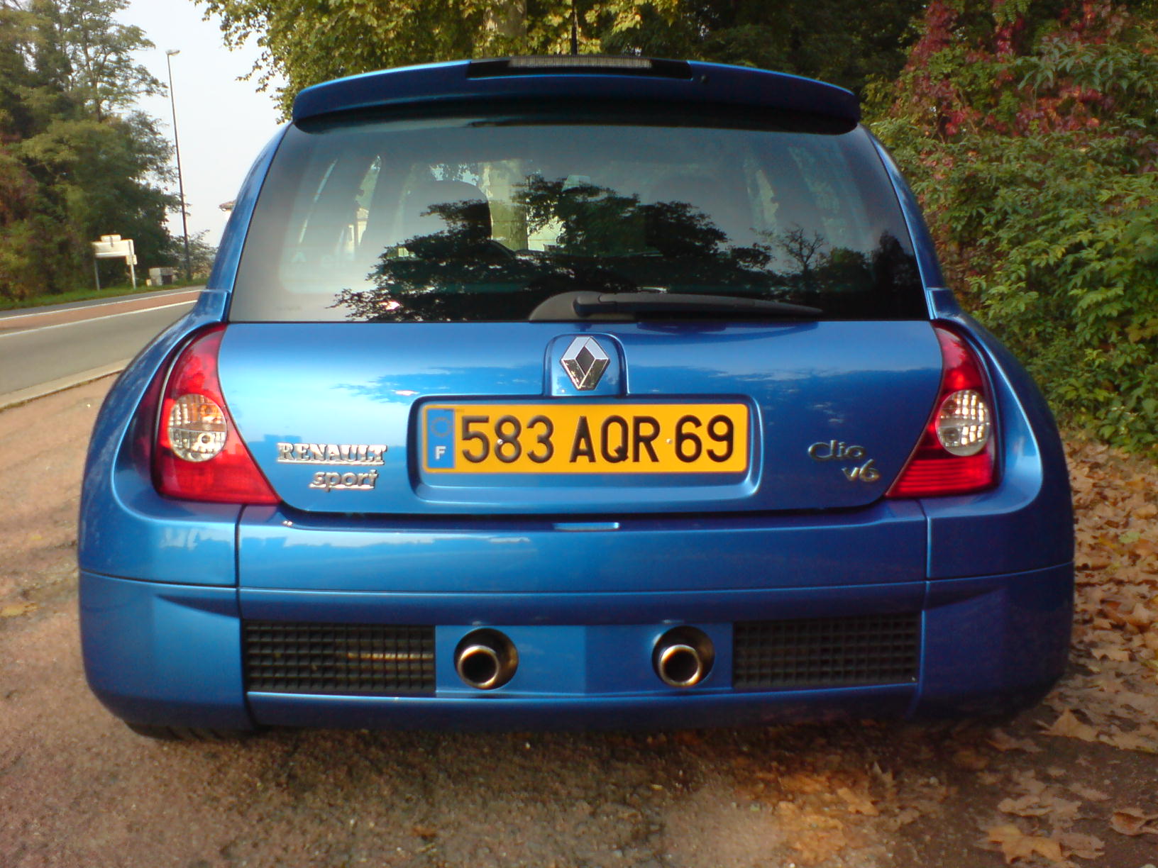 clioV6 004.jpg