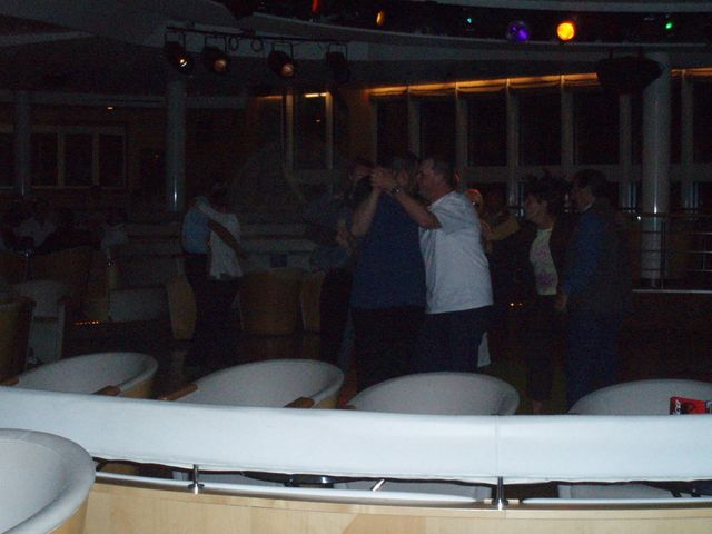 PA080518 [640x480].JPG